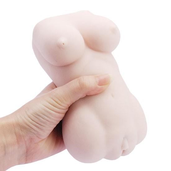 실로 발칙한 가슴바디